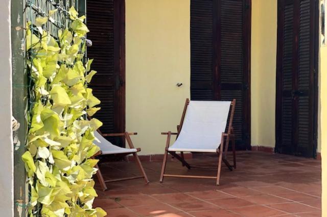 Casa Smeralda Lägenhet Villasimius Exteriör bild